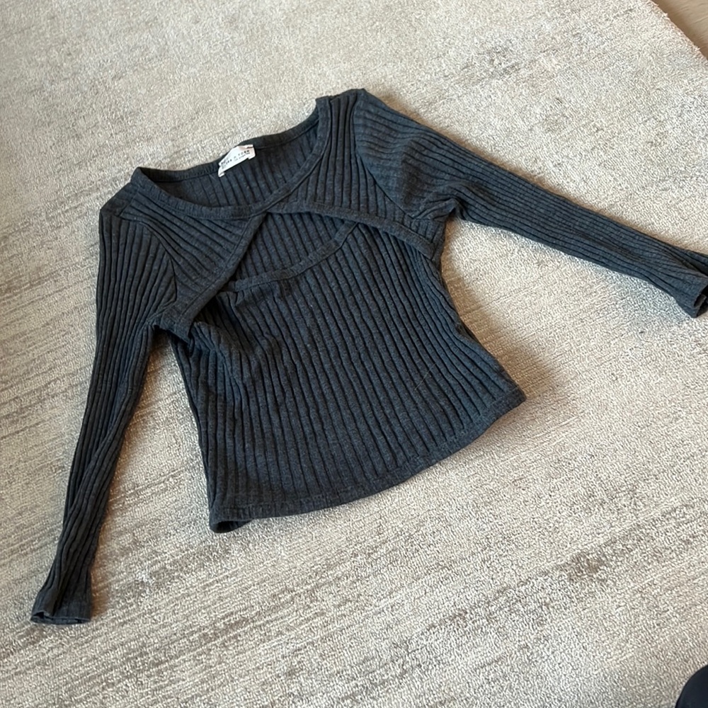 Ribbed crop top shirt